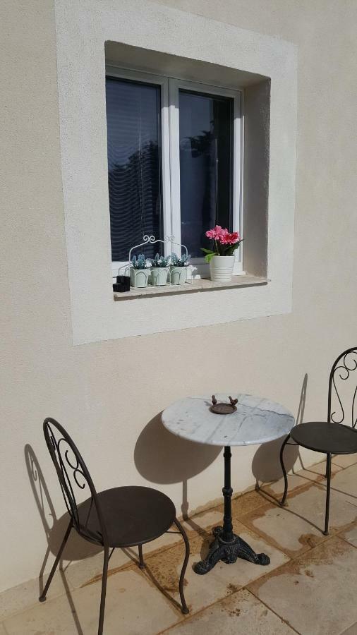 Le Cabanon De Lea Apartman Tavel Kültér fotó
